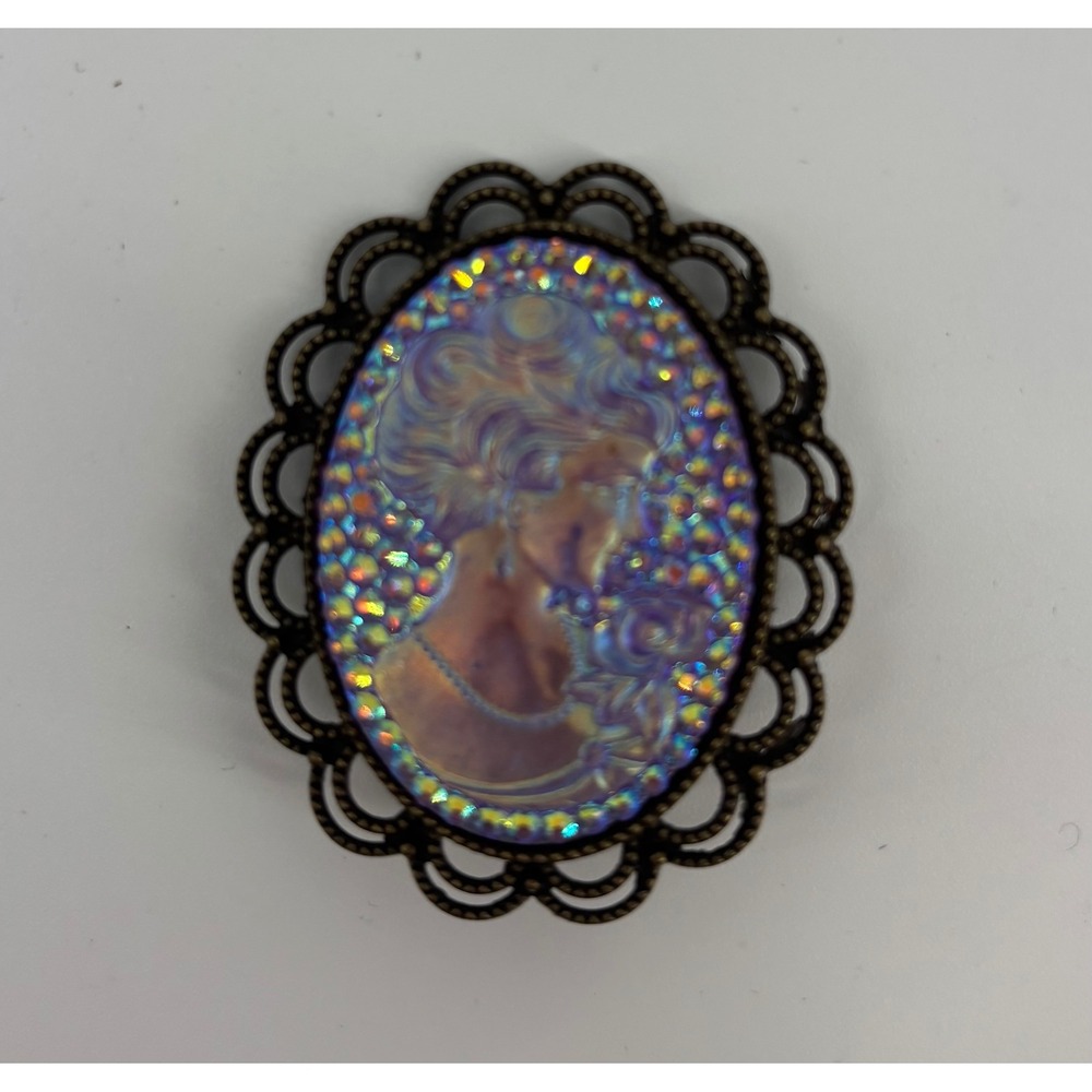 Vintage Iridescent Cameo Brooch Gold Tone Filigree Victorian Style Pin